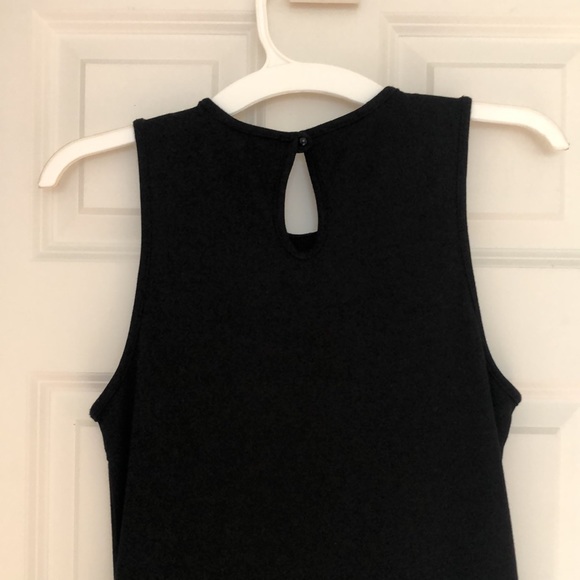 Dress - Picture 6 of 9